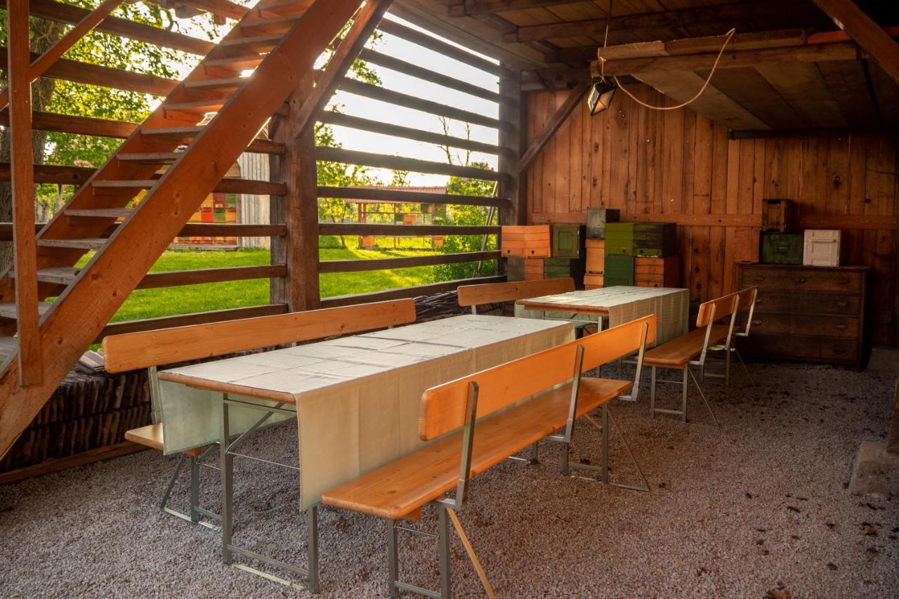 Beekeeping Kojek Appartement Ribnica Buitenkant foto